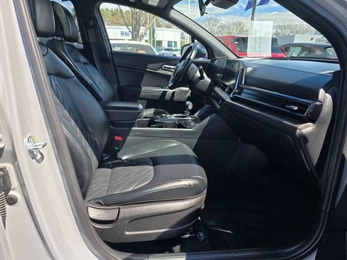 Used 2023 Kia Sportage X-Line w/ X-Line Premium Package AWD/4WD image 11