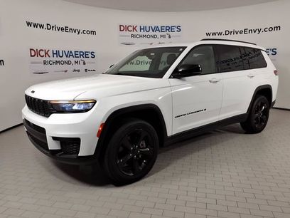 Used 2023 Jeep Grand Cherokee L Laredo