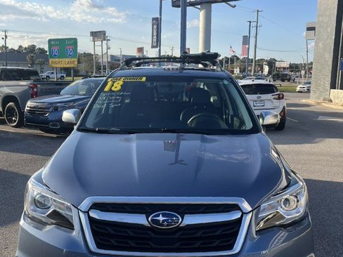 Used 2018 Subaru Forester 2.5i Touring w/ Popular Package #3B image 8