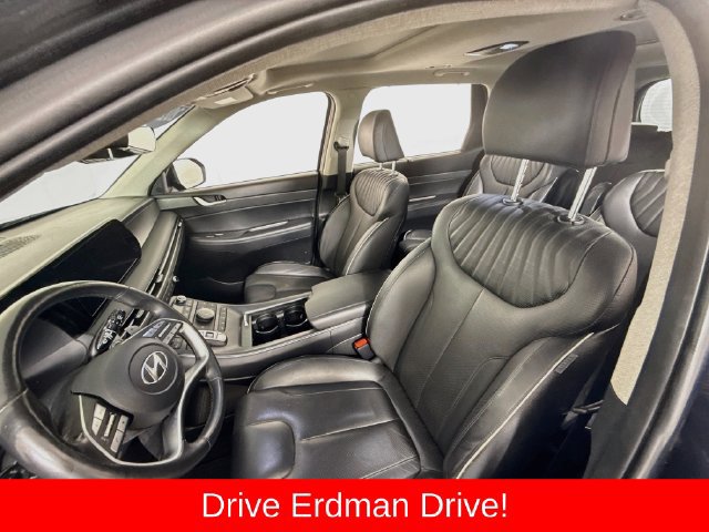 Used 2023 Hyundai Palisade Limited AWD/4WD image 5