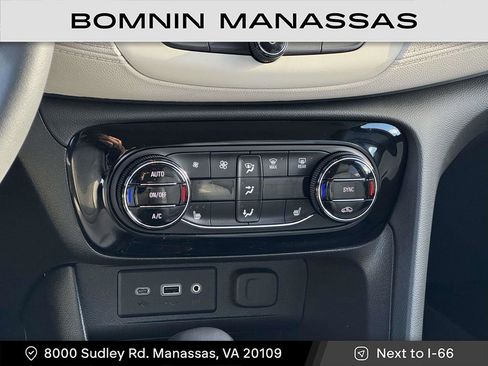 Used 2022 Buick Encore GX Essence w/ Experience Buick Package image 17