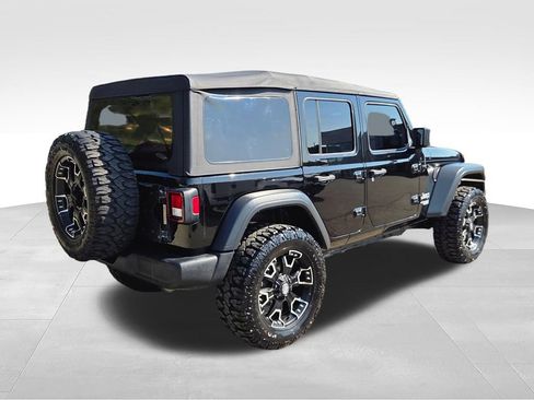 Used 2019 Jeep Wrangler Unlimited Sport AWD/4WD image 7