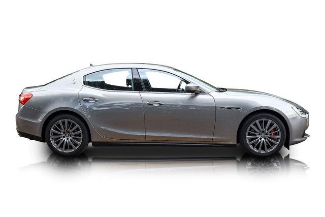Used 2017 Maserati Ghibli S Q4 AWD/4WD image 2