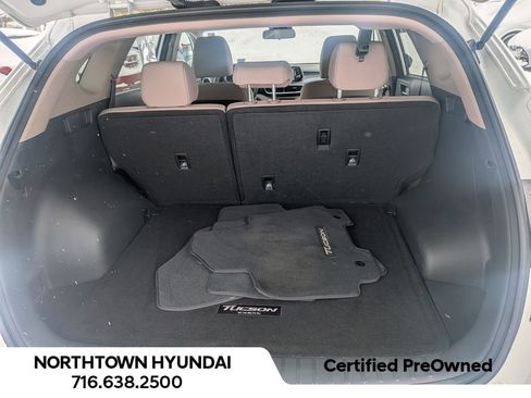 Used 2021 Hyundai Tucson SE image 32