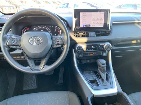 Used 2025 Toyota RAV4 XLE w/ Convenience Package image 35