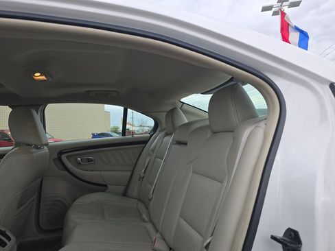 Used 2011 Ford Taurus Limited w/ 303A Rapid Spec Order Code FWD image 13