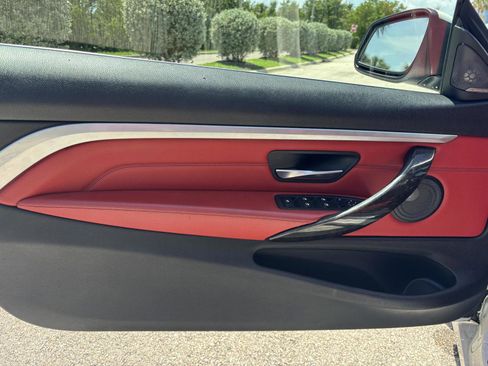 Used 2016 BMW 435i xDrive Convertible image 10