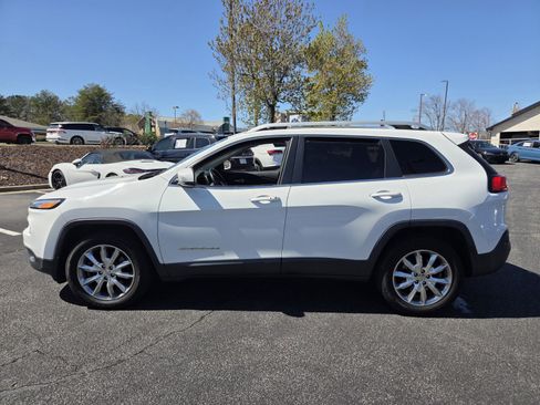Used 2015 Jeep Cherokee Limited image 8