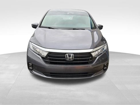 Used 2024 Honda Odyssey Touring image 2