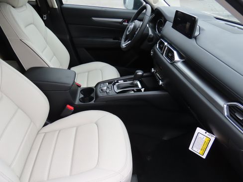 New 2025 MAZDA CX-5 AWD 2.5 S w/ Preferred Package image 11