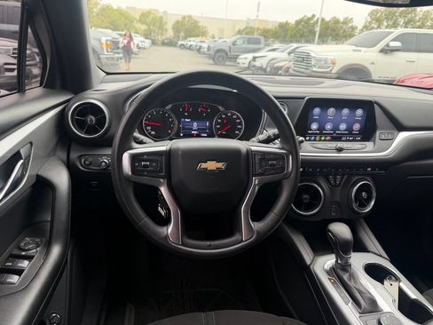 Used 2021 Chevrolet Blazer LT FWD image 5