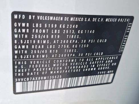 Certified 2024 Volkswagen Tiguan SE R-Line FWD image 25