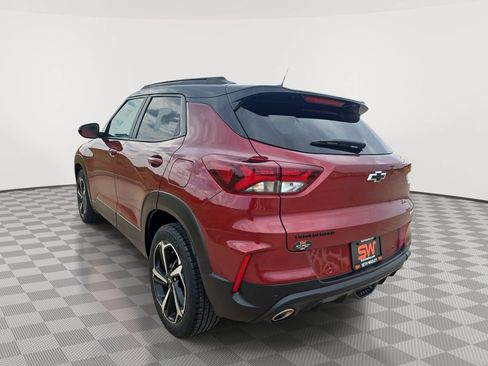 Used 2022 Chevrolet TrailBlazer RS w/ Sun and Liftgate Package FWD image 5