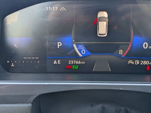 Used 2024 Volkswagen Tiguan SE image 24