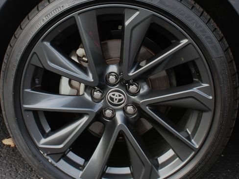 Used 2024 Toyota Corolla SE image 11