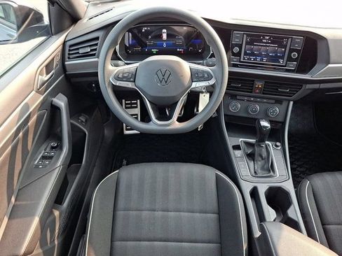 Certified 2023 Volkswagen Jetta Sport FWD image 14