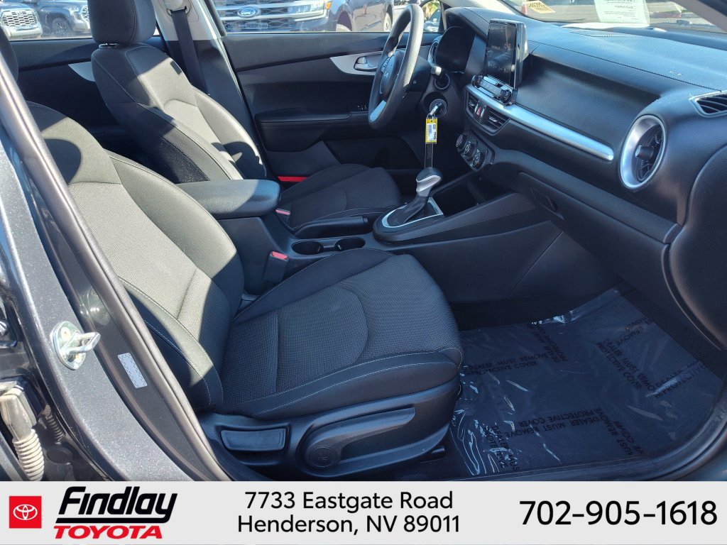 Used 2023 Kia Forte LXS FWD image 14