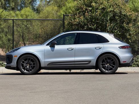 Certified 2023 Porsche Macan Turbo AWD/4WD image 2