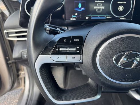 Used 2021 Hyundai Elantra SEL w/ Convenience Package FWD image 16