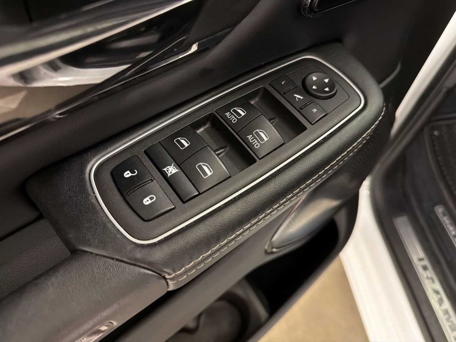 Used 2022 RAM 1500 Limited RWD image 26