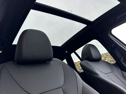 Used 2024 BMW X3 xDrive30i w/ Convenience Package w/ZPA image 18