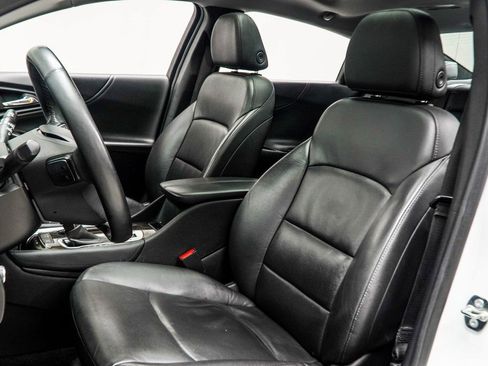 Used 2024 Chevrolet Malibu LT FWD image 35