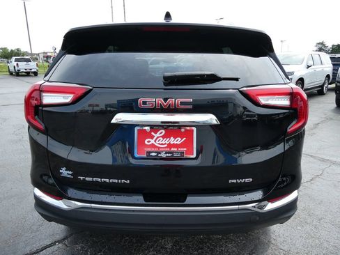 Certified 2022 GMC Terrain SLT AWD/4WD image 8