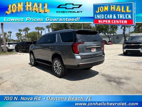 Used 2021 GMC Yukon SLT w/ Rear Media and Nav Package AWD/4WD image 6