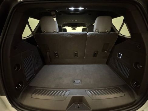 Used 2021 Chevrolet Tahoe LT image 31