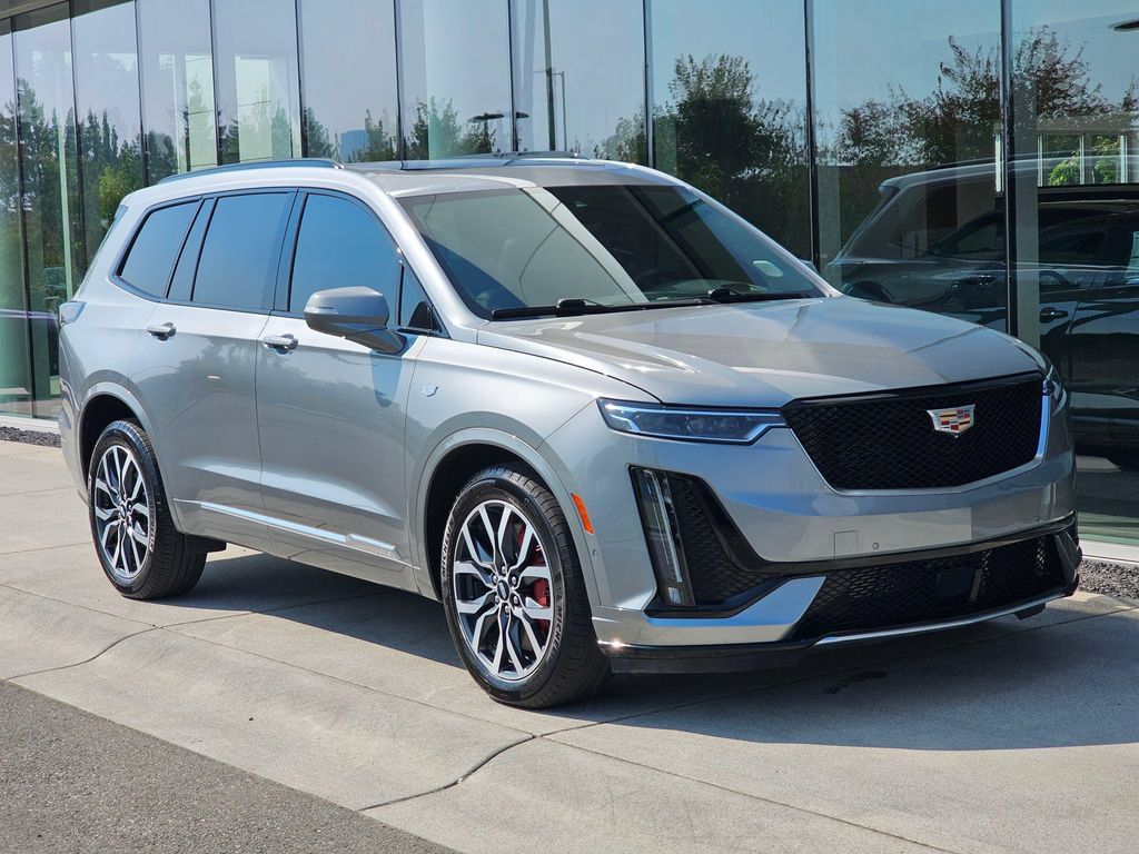 Certified 2025 Cadillac XT6 Sport w/ Platinum Package AWD/4WD image 7