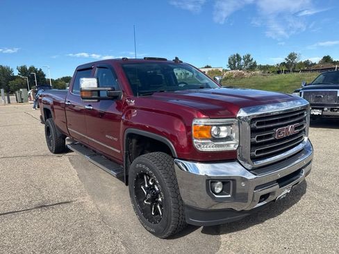 Used 2015 GMC Sierra 2500 SLT AWD/4WD image 3