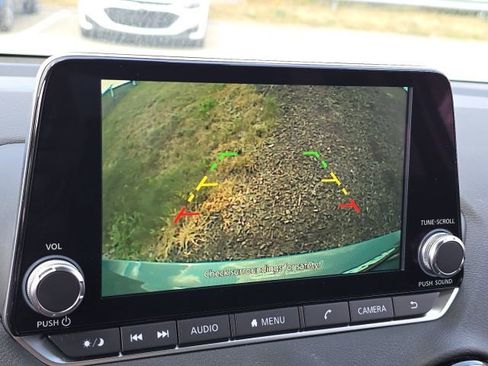 New 2025 Nissan Sentra SV w/ All-Weather Package image 8