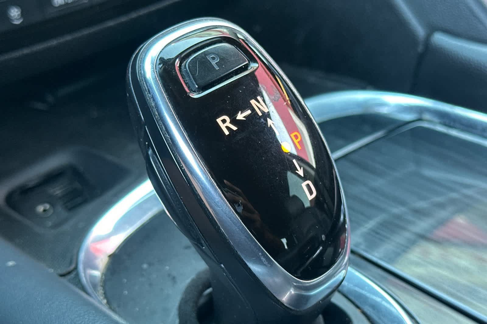 Used 2021 Buick Enclave Essence FWD image 24