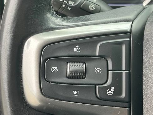 Used 2022 Chevrolet Silverado 1500 LT w/ Bed Protection Package RWD image 14
