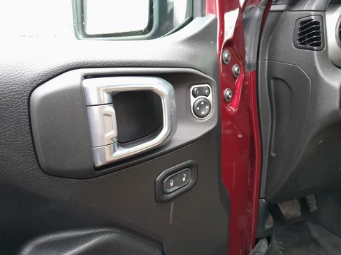 Used 2021 Jeep Wrangler Sport S image 10