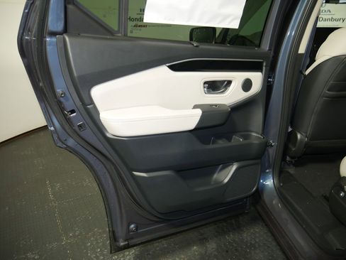 New 2026 Honda Pilot EX-L image 12