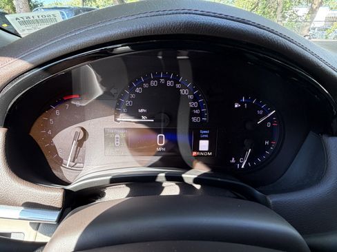 Used 2014 Cadillac XTS Luxury w/ Driver Awareness Package AWD/4WD image 21