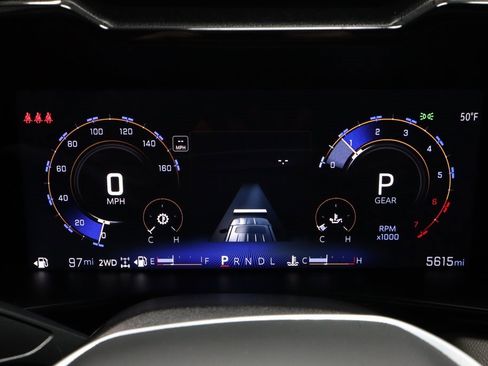 Used 2024 Chevrolet Colorado ZR2 w/ ZR2 Convenience Package III image 27