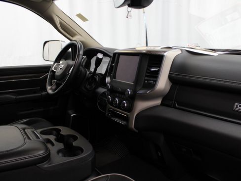 Used 2021 RAM 3500 Laramie image 32