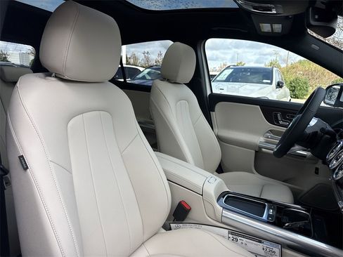 New 2026 Mercedes-Benz GLA 250 GLA 250 image 19