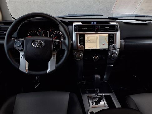 Certified 2022 Toyota 4Runner SR5 Premium image 21