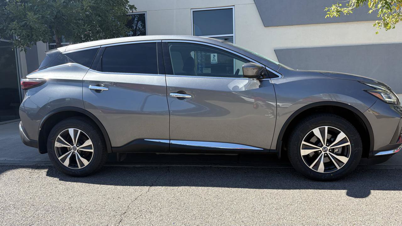 Used 2021 Nissan Murano S FWD image 2