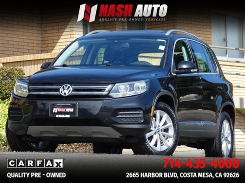 Used 2017 Volkswagen Tiguan Wolfsburg Edition FWD image 2