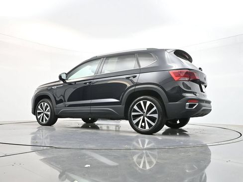Used 2024 Volkswagen Taos SE FWD image 38