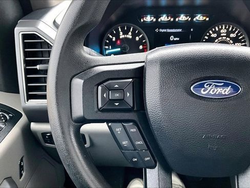 Used 2019 Ford F150 XLT w/ Trailer Tow Package image 12