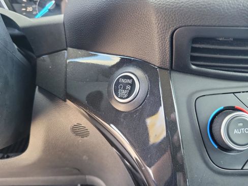 Certified 2019 Ford Escape Titanium image 19