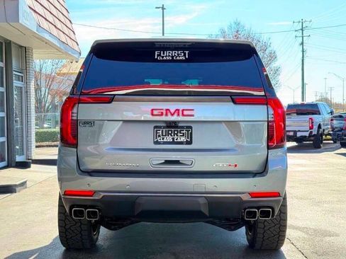 Used 2025 GMC Yukon AT4 Ultimate w/ LPO, Floor Liner Package AWD/4WD image 4