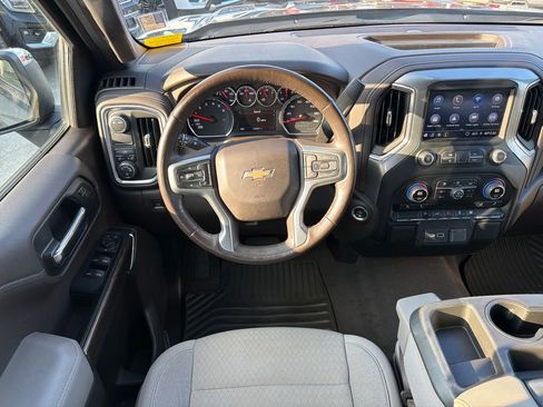 Used 2022 Chevrolet Silverado 1500 LT image 15
