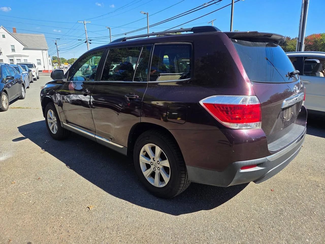Used 2012 Toyota Highlander SE w/ Tow Pkg AWD/4WD image 16