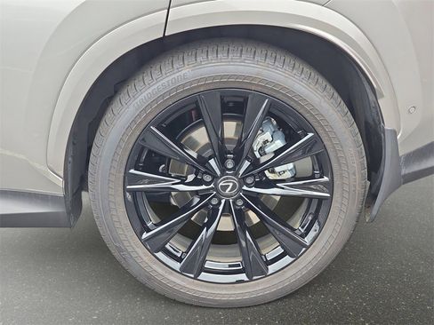 Certified 2025 Lexus NX 450h+ F Sport image 34